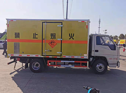 中牟爆破器材运输车